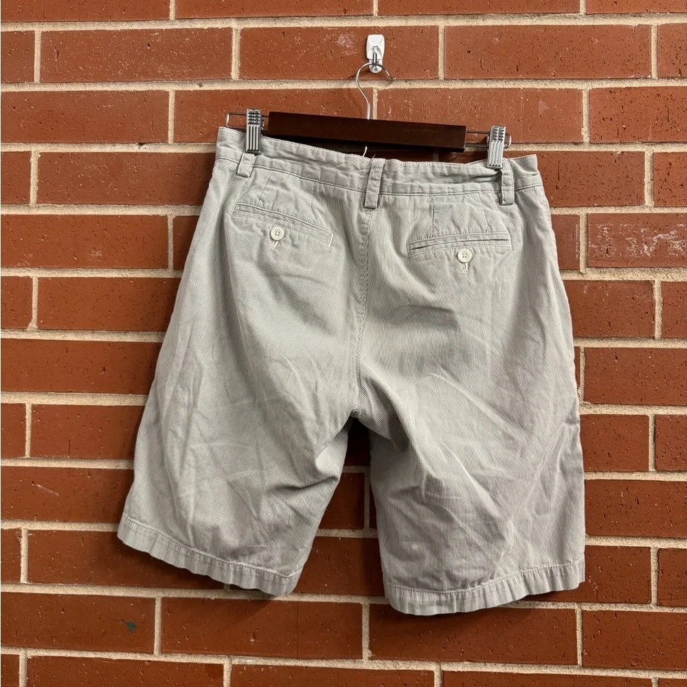 Banana Republic Striped Twill Shorts Gray/White Size 30